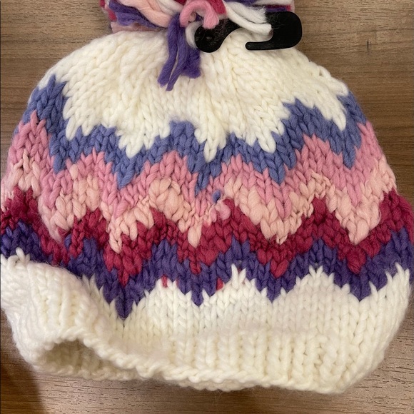 Bundle of 3 knit hats - Picture 4 of 5